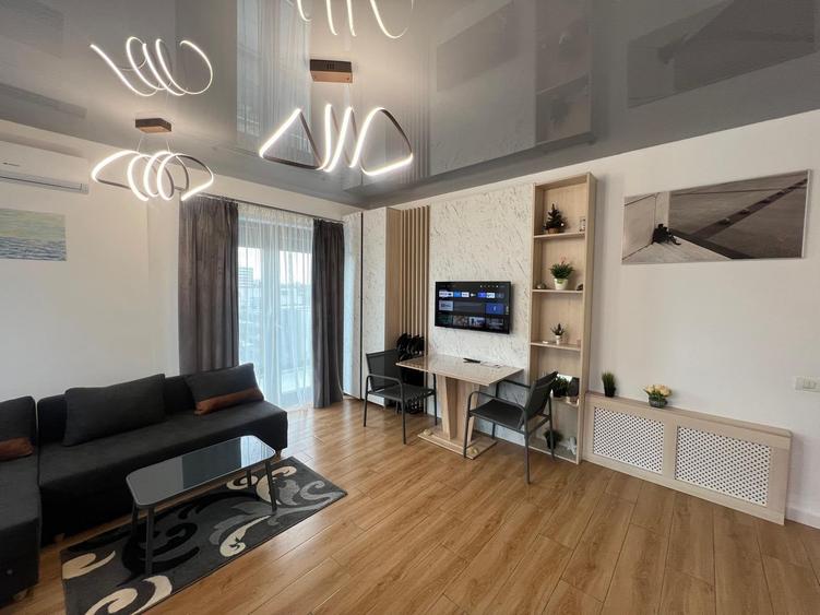 Apartament cu 2 camere semidecomandat, mobilat în Năvodari