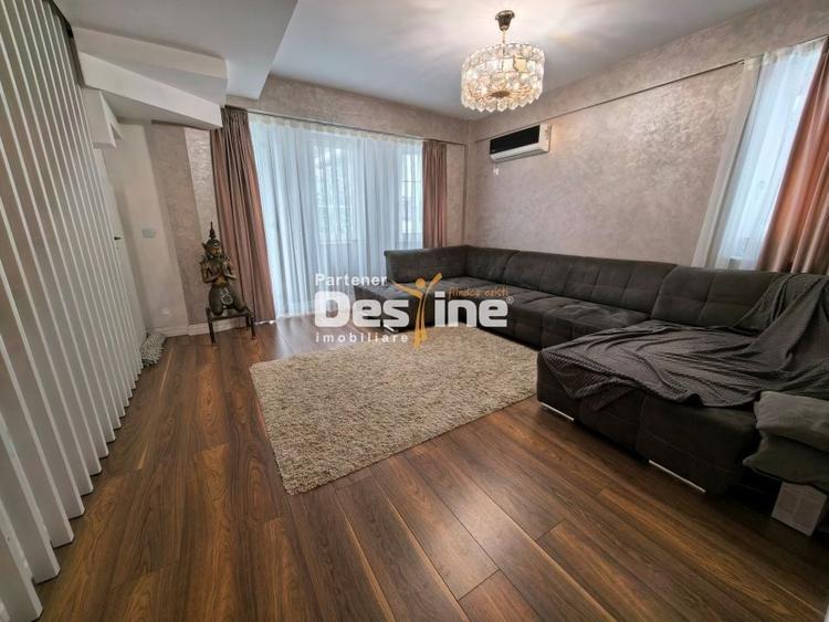 Duplex cu 7 camere cu Canalizare în Copou