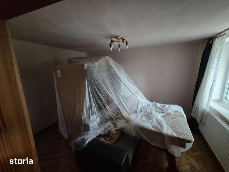 Casă cu 4 camere cu Teren 197 Mp în Central