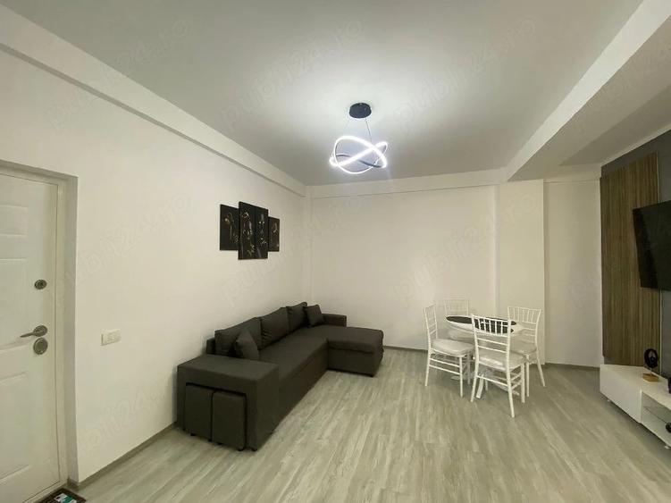 Apartament cu 2 camere decomandat în Năvodari Tabără