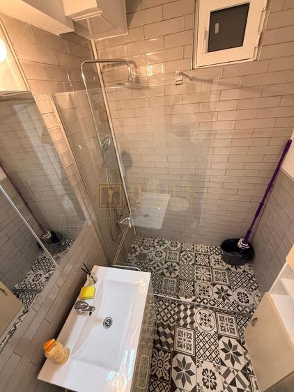 Apartament cu 3 camere decomandat, mobilat în Complex Studențesc