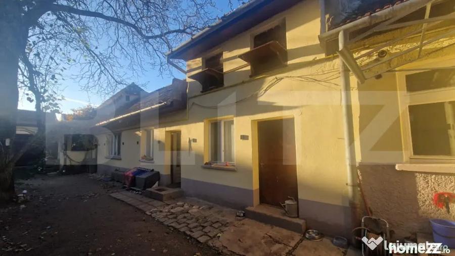 Casă cu 7 camere cu Teren 1353 Mp în Centrul Istoric