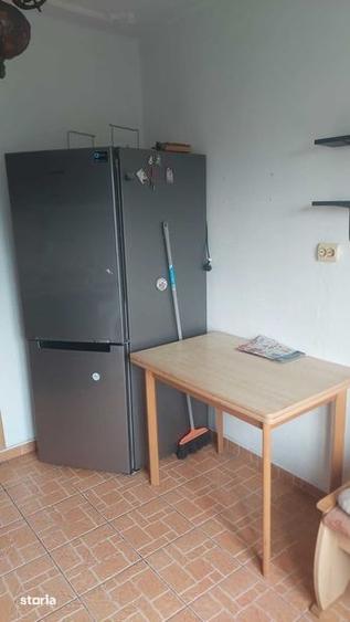 Apartament cu 3 camere în Mircea cel Bătrân