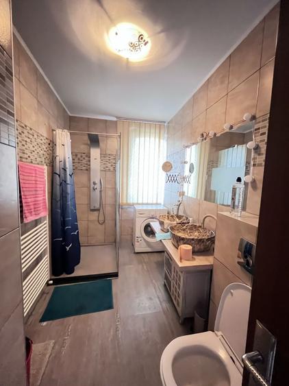 Apartament de vânzare, 2 camere, 72 mp, zona Piața Abator - 13