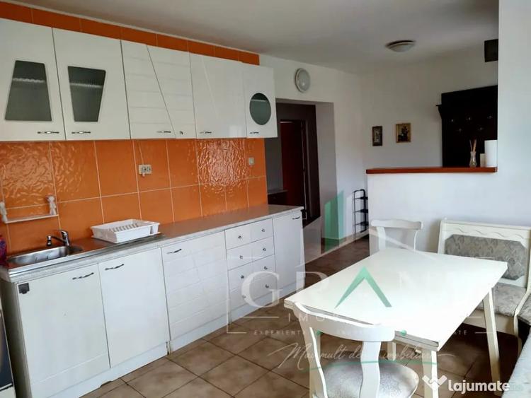 Casa individuala de inchiriat | 3 camere | Curte | Terasa - 1