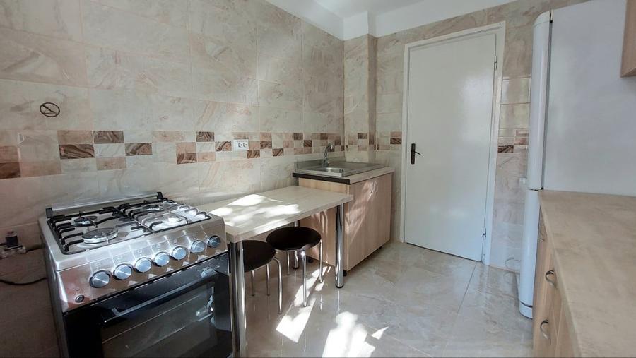 Apartament cu 2 camere semidecomandat în Dristor