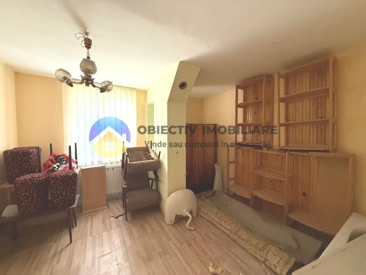 Apartament cu 3 camere decomandat, mobilat în Precista