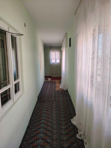 Casă cu 4 camere în Tencănău