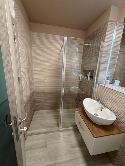 Apartament 2 camere cu parcare - Zona CENTRALA - Str Decebal - 8