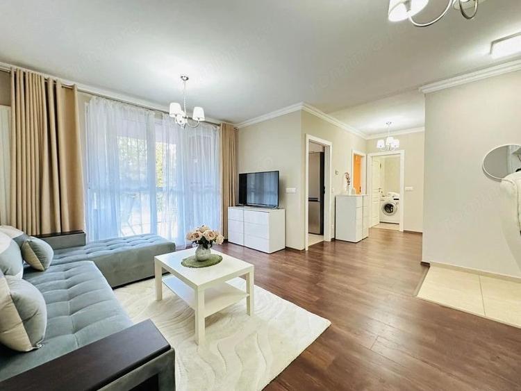 Apartament cu 2 camere decomandat în Lipovei