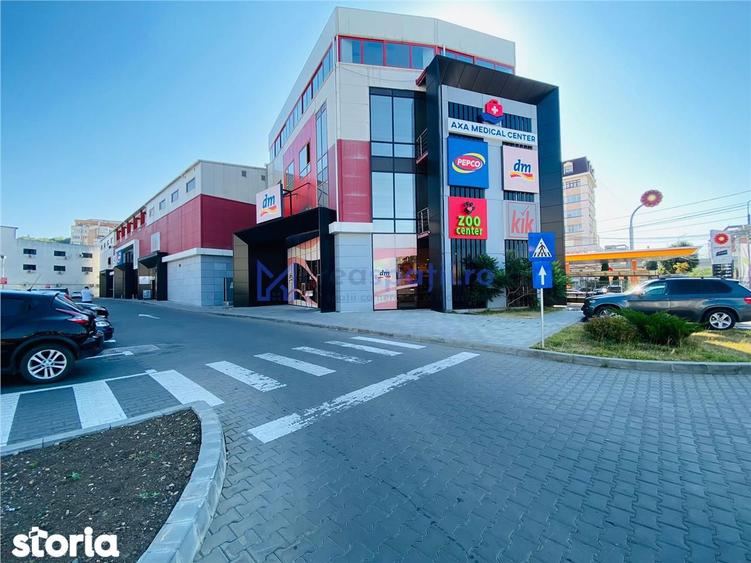 Spațiu comercial, de 302 mp, în Canta