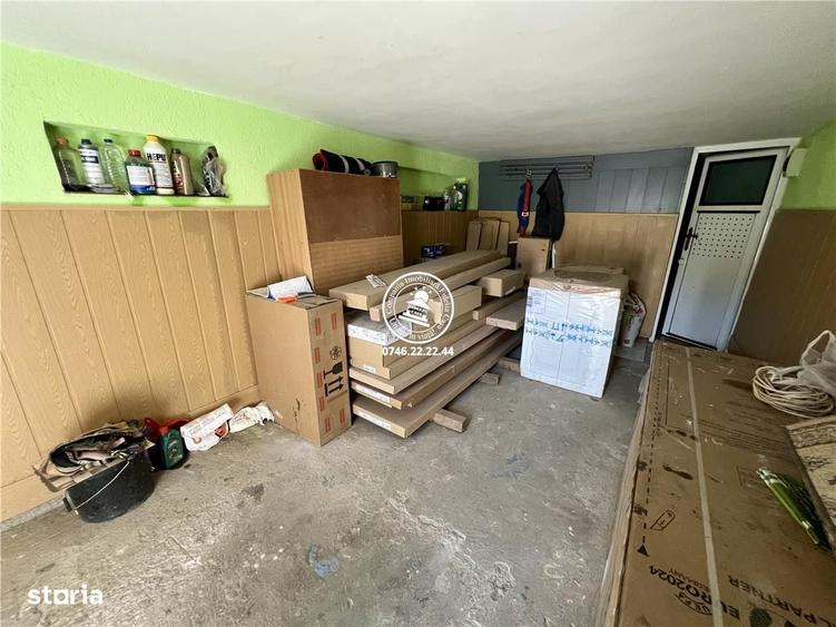 Casă cu 4 camere în Valea Adâncă
