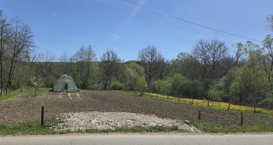 Teren de 1168 mp, în Vâlsănești