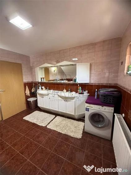 MOSNITA - 4 CAMERE - CASA INDIVIDUALA -PANOURI SOLARE - 6