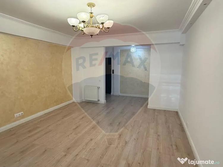 Apartament cu 3 camere decomandat în Aviației