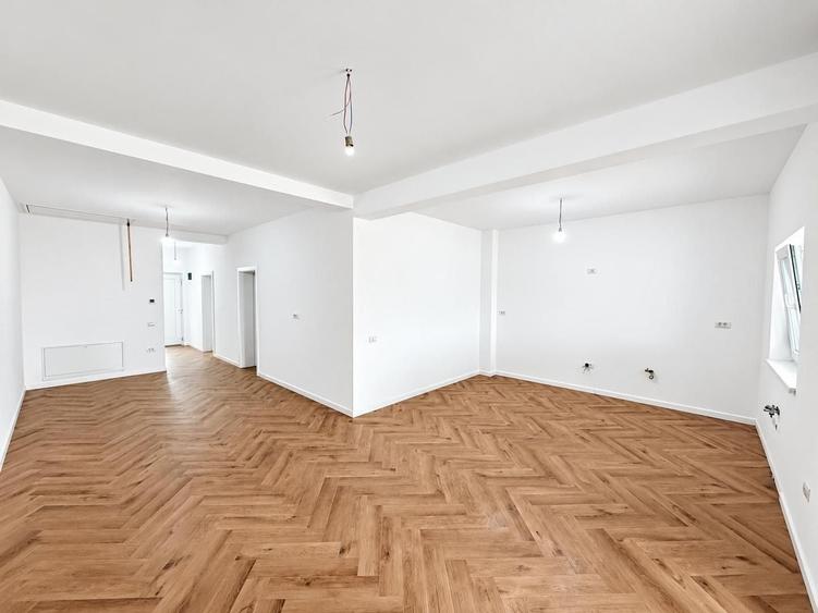 Duplex cu 3 camere cu Canalizare în Moșnița Nouă