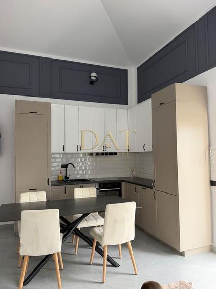 Duplex cu 3 camere cu Canalizare în Între Lacuri