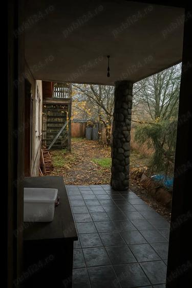 Casă cu Teren 2522 Mp în Cerna