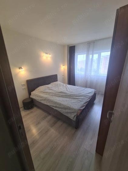 Apartament cu 4 camere decomandat în Aurel Vlaicu