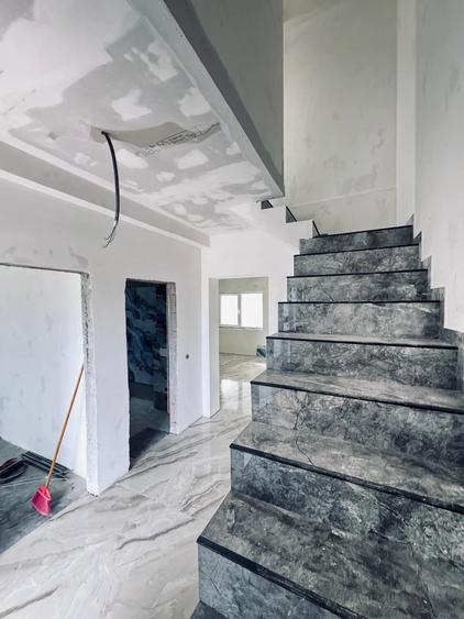 Duplex cu 4 camere cu Canalizare în Moșnița Nouă