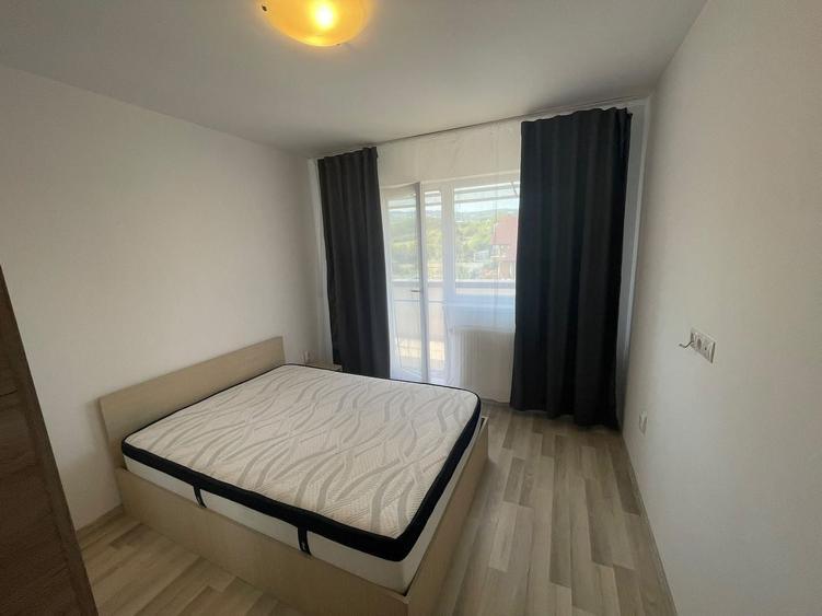 Apartament cu 2 camere decomandat, mobilat în Bună Ziua