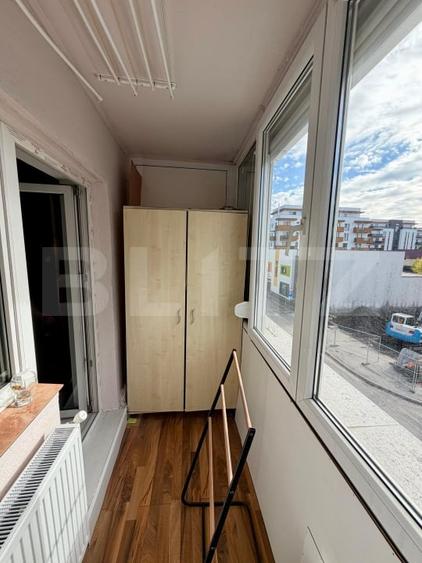 Apartament cu 3 camere decomandat, mobilat în Între Lacuri