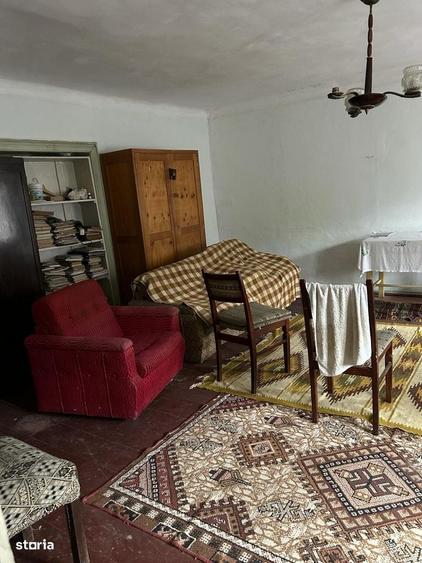 Casă cu 3 camere în Central