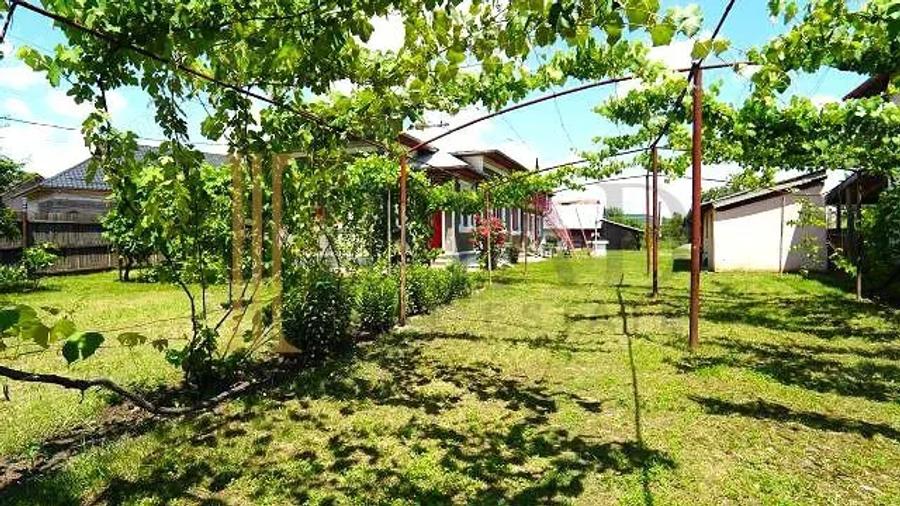 O Casa cu suflet, curte superba, la doar 7 km de Targoviste. - 7