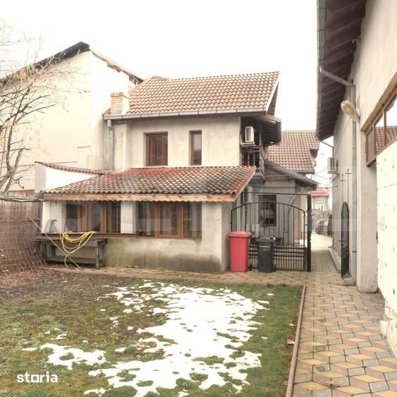 Casă cu 5 camere cu Teren 296 Mp în Micro 4