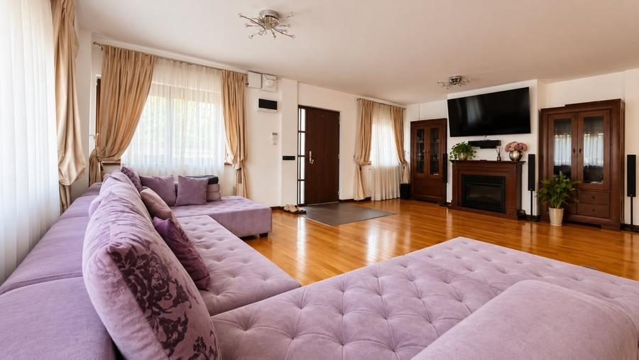 Casă individuală cu 6 camere cu Canalizare în Pipera