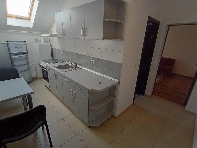 Garsonieră decomandată în Soarelui