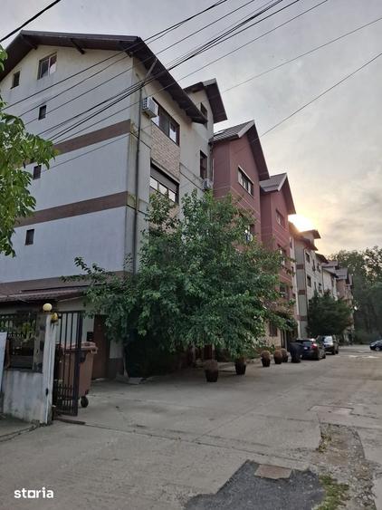 Apartament cu 3 camere în Mogoșoaia