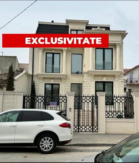 Casă individuală cu 4 camere cu Canalizare în Dâmbul Rotund