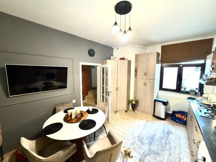 Apartament cu 4 camere decomandat, mobilat în Grădina Icoanei