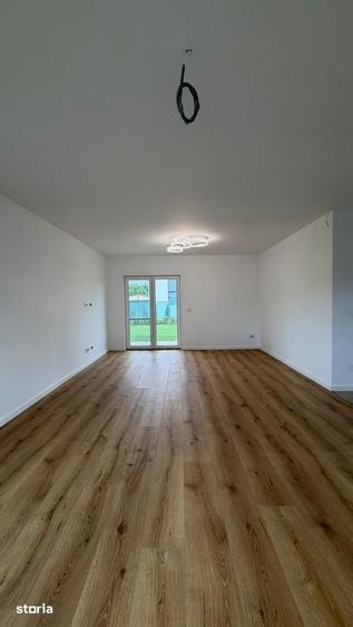 Casă cu 4 camere cu Teren 500 Mp în Sud