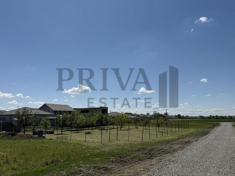 Teren Construcții intravilan de 673 mp, în Moșnița Veche