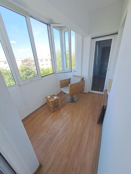 Apartament cu 2 camere decomandat în Drumul Sării