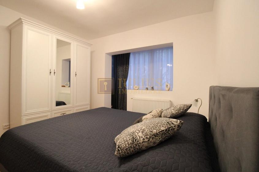Apartament cu 3 camere decomandat în Soarelui