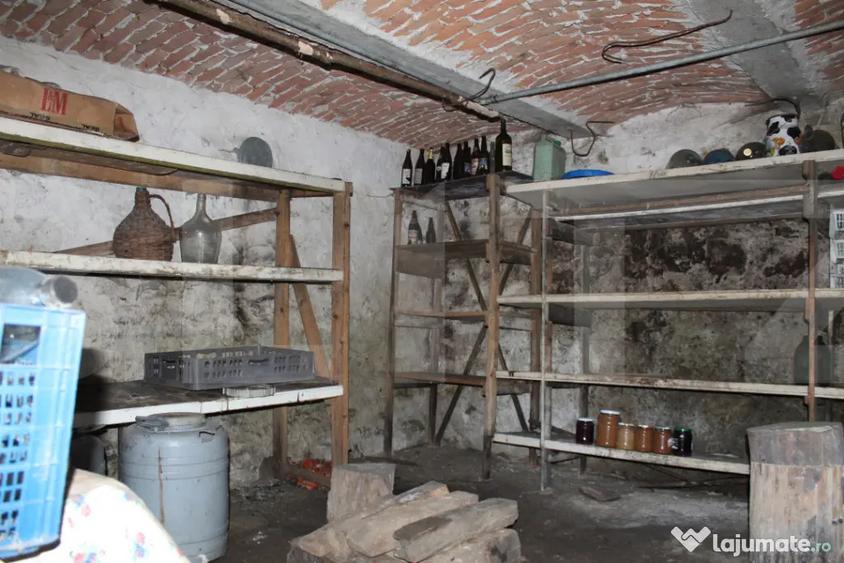 Casă cu 3 camere cu Teren 500 Mp în Belin
