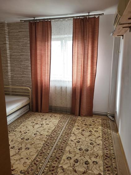 Inchiriere 3 camere Metrou Aparatorii Patriei - 16