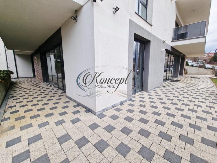 Spațiu comercial, de 60 mp, în Borhanci