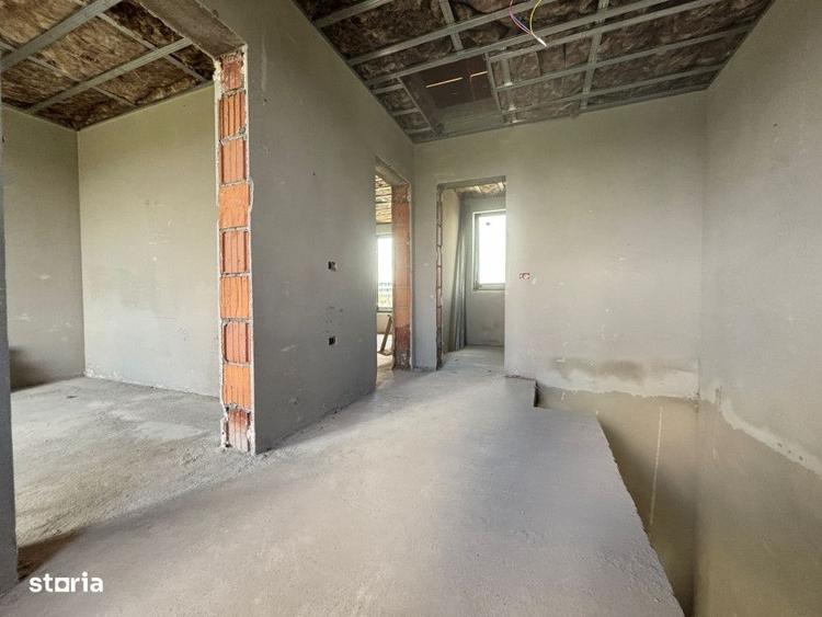 Casă cu 4 camere în Central