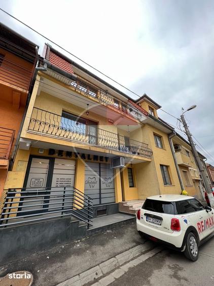 Apartament cu 4 camere în Ultracentral