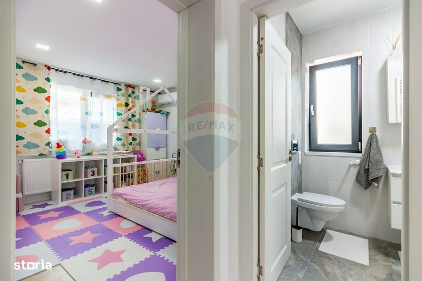 Casă cu 4 camere în Dimieni