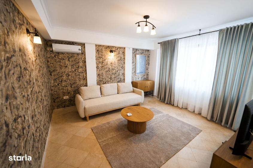 Apartament cu 2 camere decomandat, mobilat în Central