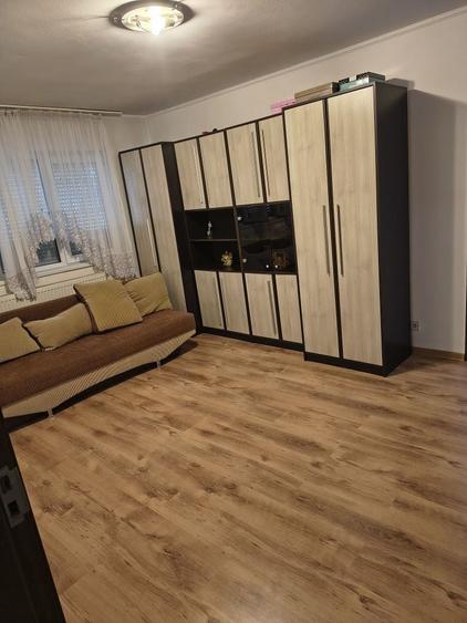 Apartament cu 2 camere nedecomandat în Central