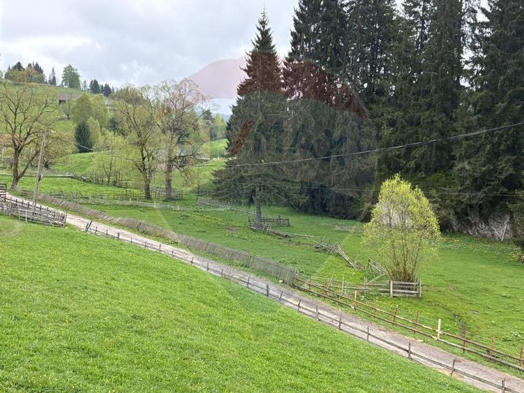 Teren Construcții intravilan de 1041 mp, în Fundățica