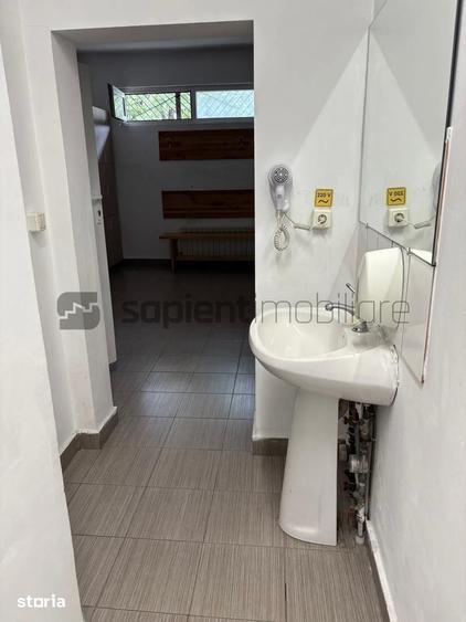 Spațiu comercial, de 300 mp, în Rogerius