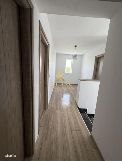 Casă cu 4 camere în Tamași