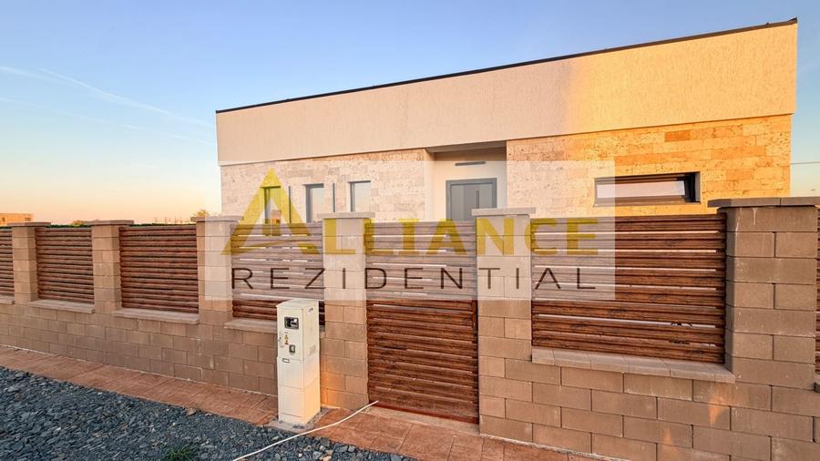 Casă individuală cu 3 camere cu Canalizare în Berceni